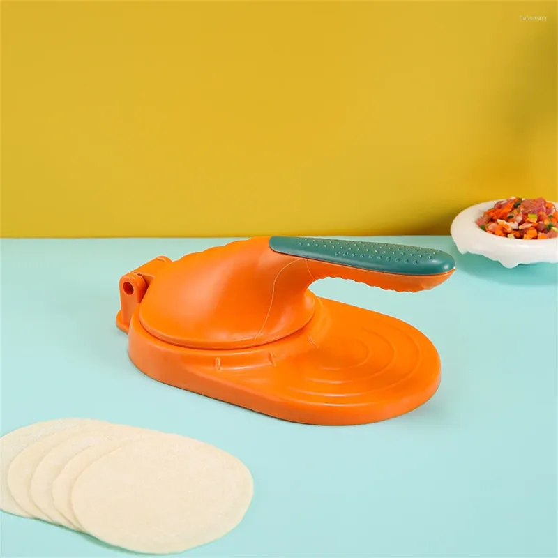 Bakgereedschap Druk op Dumpling Wrapper Artifact Crust Tool Maker Huishoudelijke handleiding Noedelsegaf