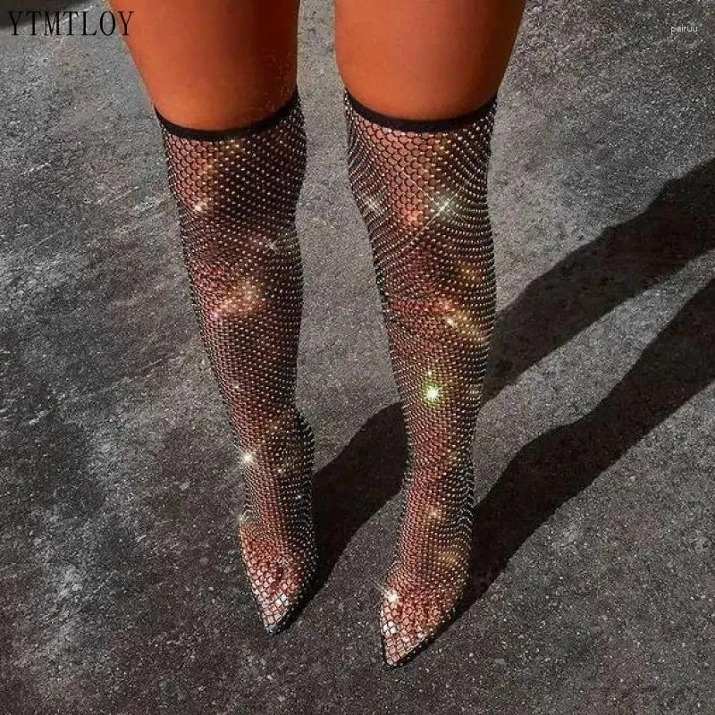 Sandalen van hoge kwaliteit merk sexy vrouwelijke lange laarzen knie de dunne hiel gotische maaskristallen ytmtloy zapatos transparentes de muje