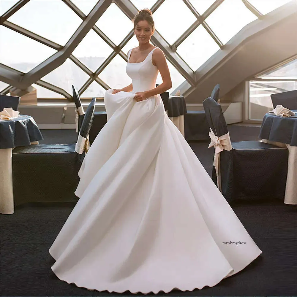 2023 Hochzeitskleid Vestido de noiva sexy Squre Neck ärmellose Perlengürtel Einfacher rückenfreies Satin -Brautkleid Plus Größe Mariage 0509