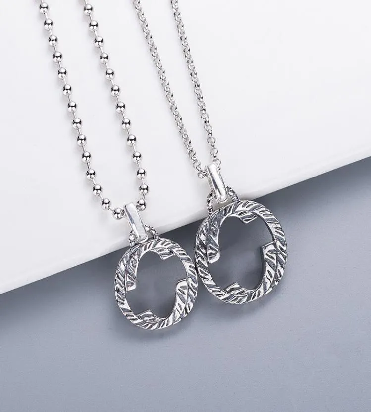 Europe America Retro Men Lady Women Cupronickel Silver Plated Long Chain Necklace With Engraved G Initials Pattern Pendan8210122