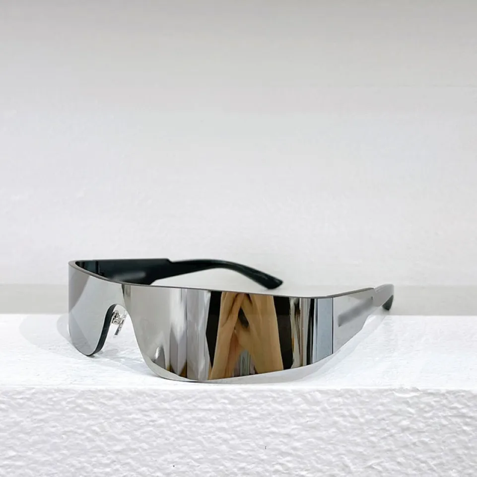 Des lunettes de soleil noires Designer For Women Men Sports 0041 Technology Sense Style Fashion Fastrack Sunglasses Lens intégrés Sacoche Trapstar 249Z