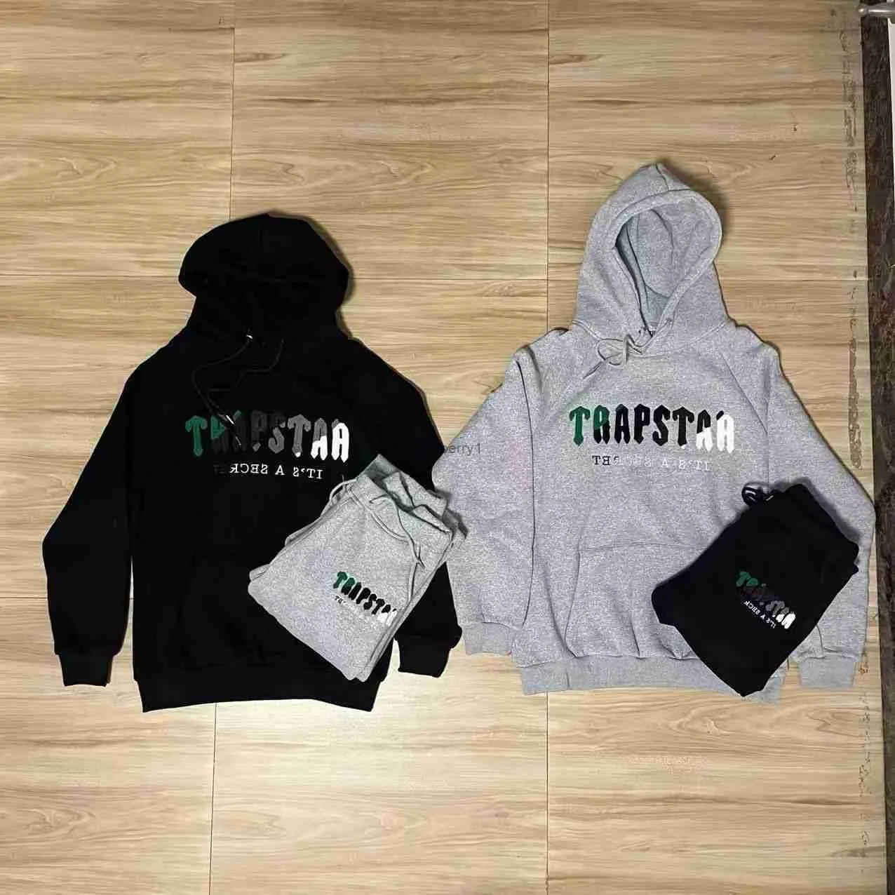 2023 Tracksuit Mens Nake Trapstar Track Cleits Hoodie Europe American Basketball Football Two-once avec une veste à sweat à capuche à manches longues pour femmes Trapstarf Spring M-3XL