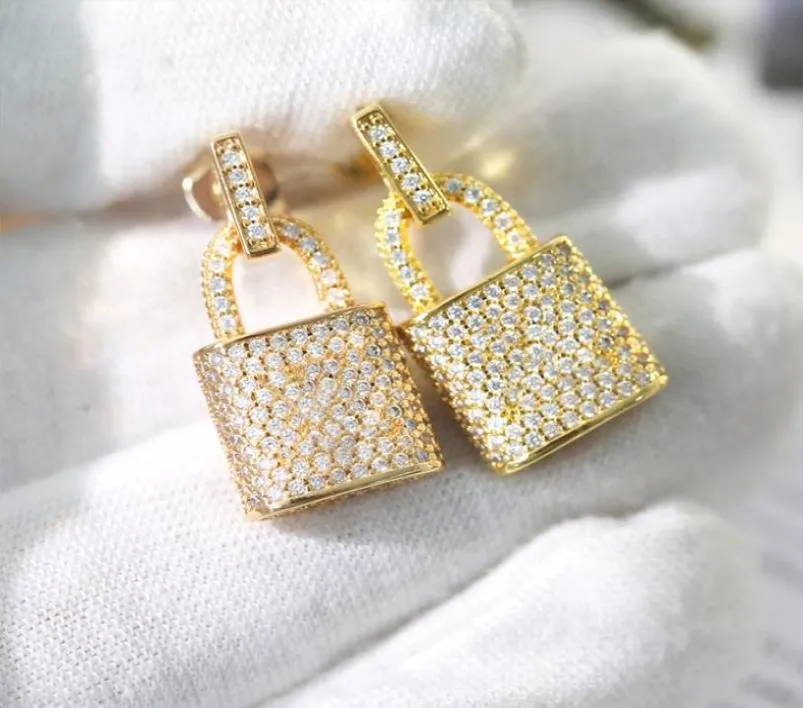 Mode Luxury Full Diamond Charm Lock Crystal Earrings for Women Classic Designer Stud Earrings High Quality S925 Silver Earring 3478992