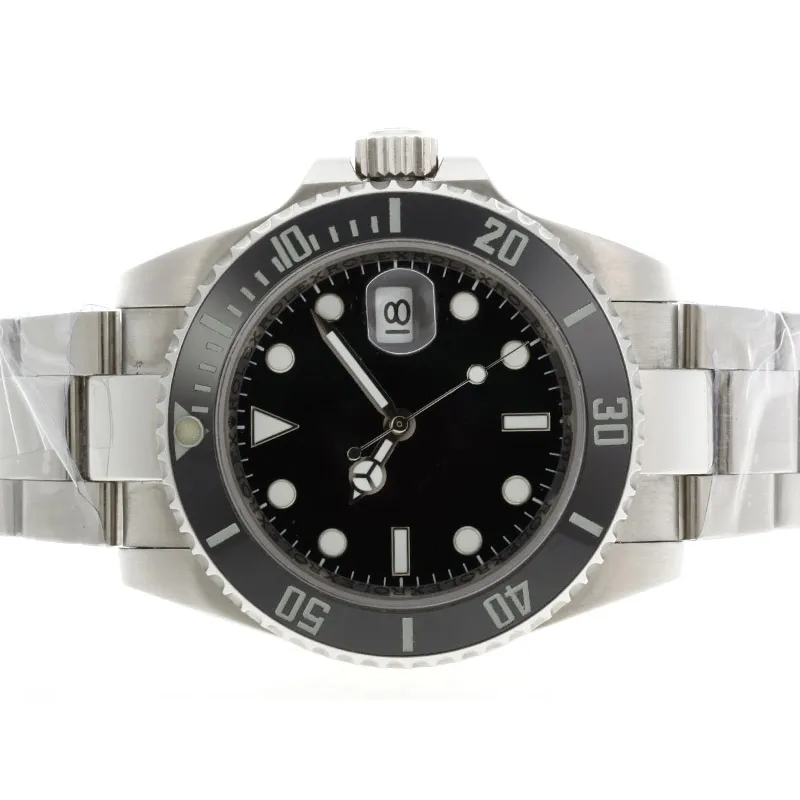Designer pour hommes montre AAA Automatique Luxury Swiss Watch Smart présente Homme Match Black de haute qualité Matches de cadran 40,5 mm avec boîte de haute qualité Cool Gift Submarine Eta