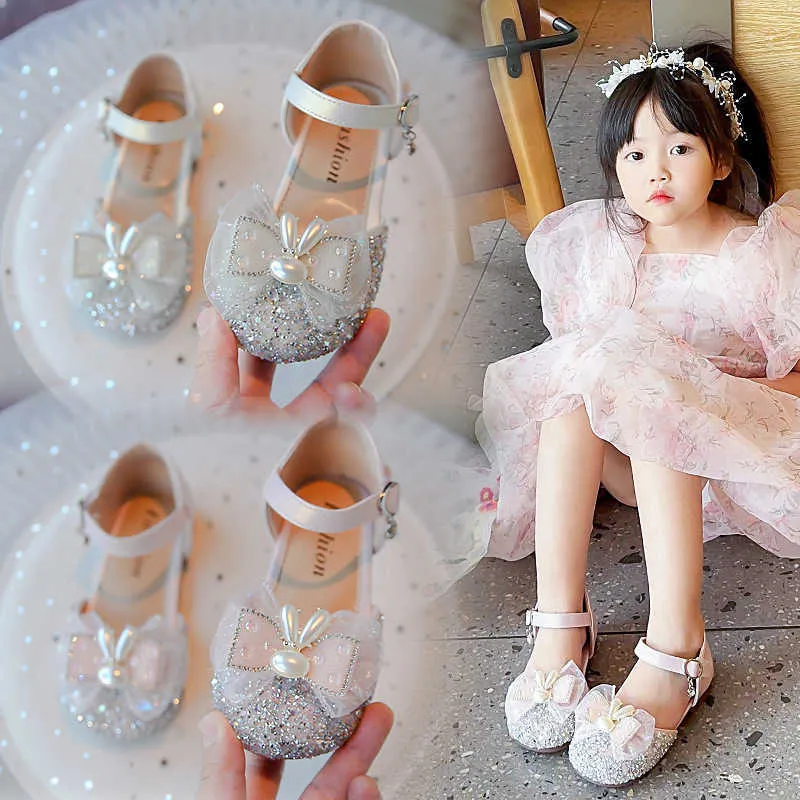 Sandali 2024 Summer New Girl Rabbit Childrens Scarpe Big Bow Fashion Dance Princess H240510