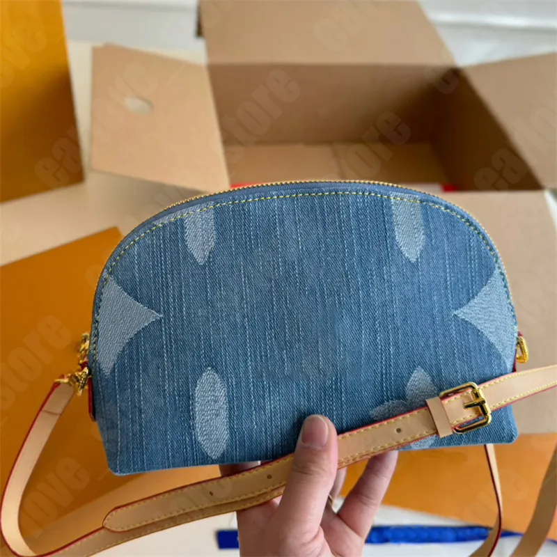 Piccola borsa per trucco in denim Donne Crossbody Shell Cash Women Designer Boiler Borse da viaggio per il trucco per fiori Baglie di jeans Wash Borse