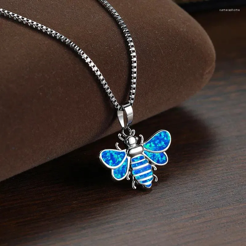 Colliers pendants Small Bee for Women Silver Color Chain Collier Dainty Bridal Blue Imitation Opal Wedding