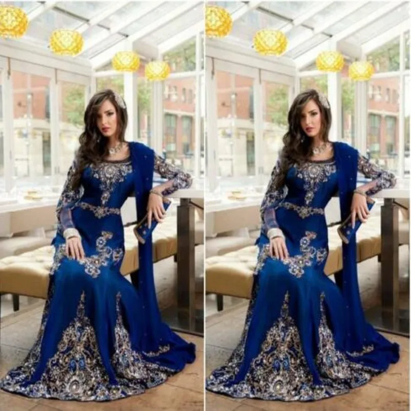 Blue de luxe Royal Crystal Robes de bal arabe musulman avec applique en dentelle Abaya Dubai Kaftan Long plus taille formelle de soirée 211W