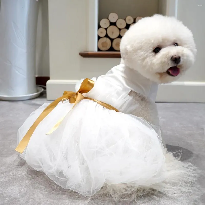 Vêtements pour chiens robes blanches pour les petits chiens fille de luxe robe mariée princesse d'anniversaire de mariage costume bowknot jupe tutu vêtements pour animaux de compagnie