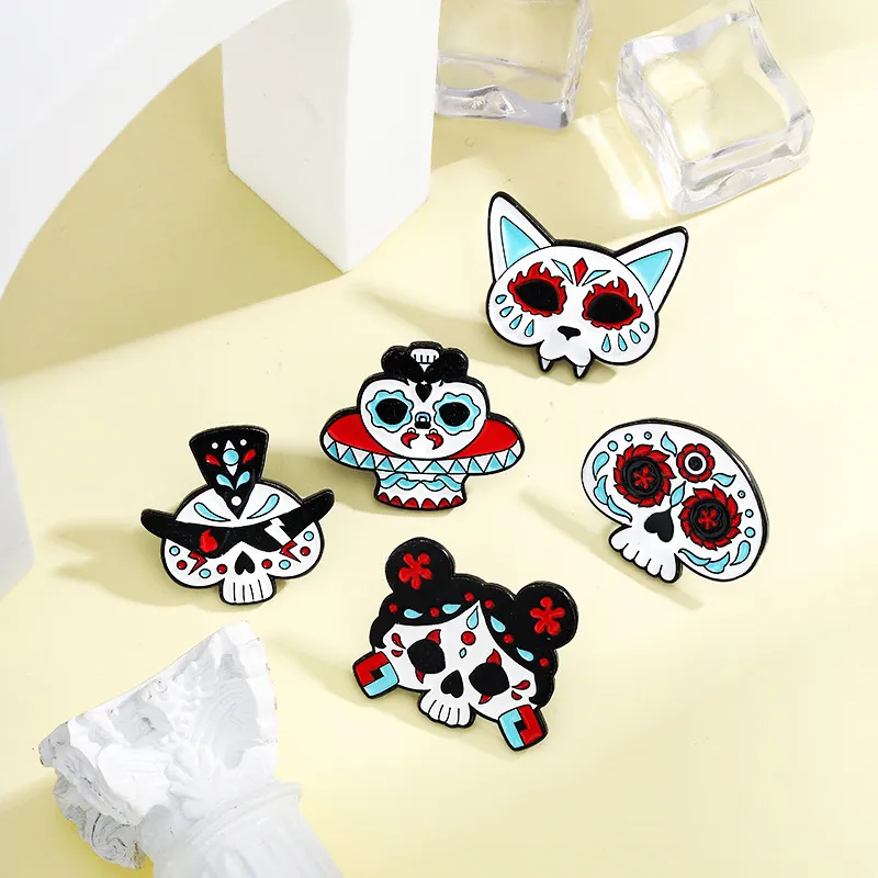 Halloween horror przerażający zabawna postać emalia pin urocze filmy anime Gry Hard Enamel Pins Zbierz metalową kreskówkę broszkową plecak worka na czapkę kołnierzowe odznaki klapy