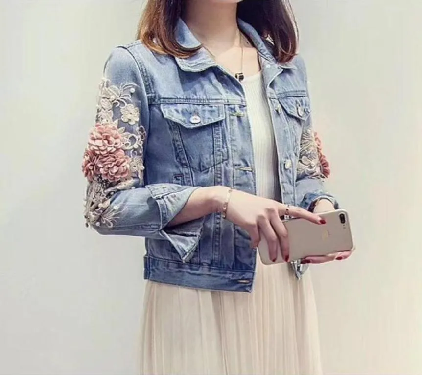 Femmes d'hiver Veste d'automne broderie en trois dimensions fleurs perle perle courte coucher en jean jean à manches longues pour femmes49989875972445