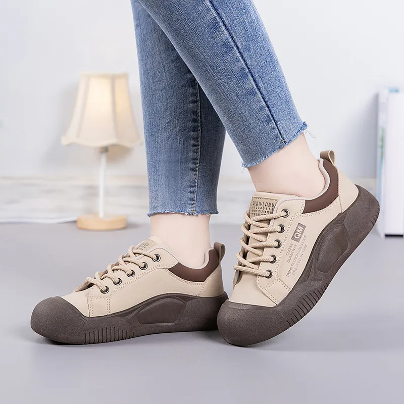 2024 Spring New Soft Sole Sole Sole Sole Sports Chaussures Sports Running and Casual Women's Shoes Gai