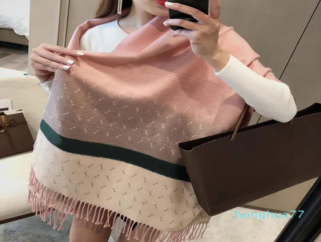 Brand Designer Cashmere Scarf pour femmes Lettre et style abeille Pashmina Top Luxury Original High Quality Châle Long 180 cm Swarves1695510