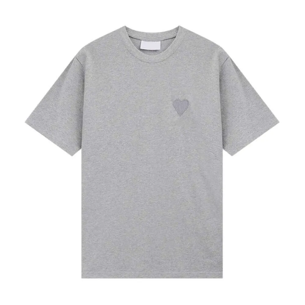2024 Play Brand T-shirts Newest Mens Women Designer of Amis T Fashion Men S Casual Tshirt Man Clothing Little Red Heart Chuan Kubao Ling Polo Shirt 66