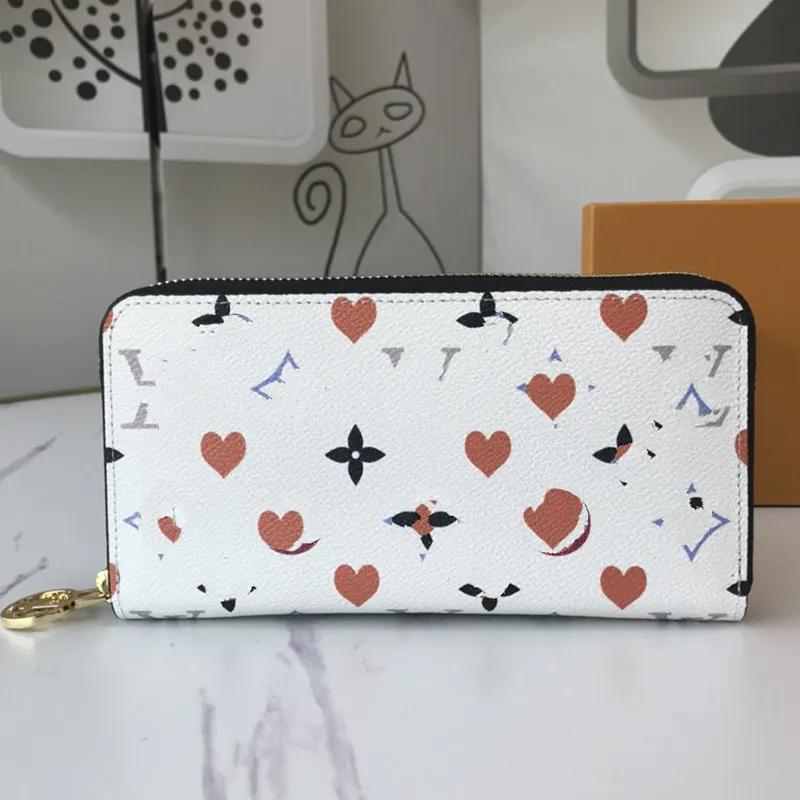 Womens bifold wallet with coin pocket cheap