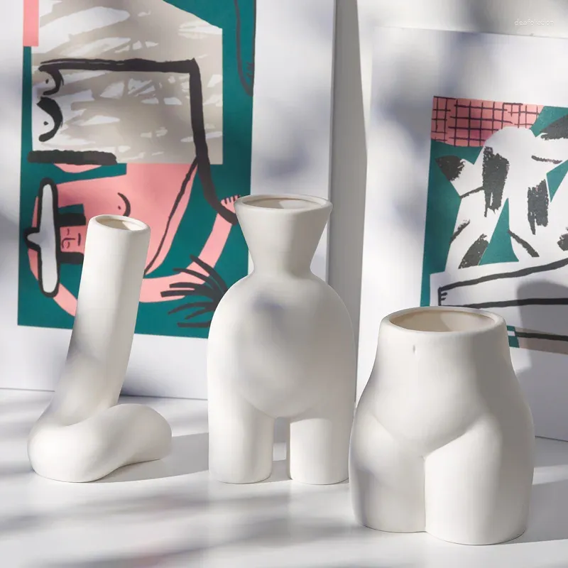 Vases Simple Modern Ceramic White Human Vase Vase Home Decoration intérieure pour les fleurs Accessoires Nordic
