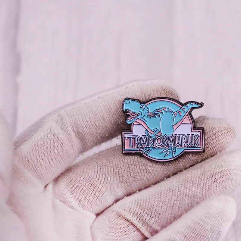 Tranosaurus Dino Anstecker - Trans Pride Dinosaurier Enamel Pin