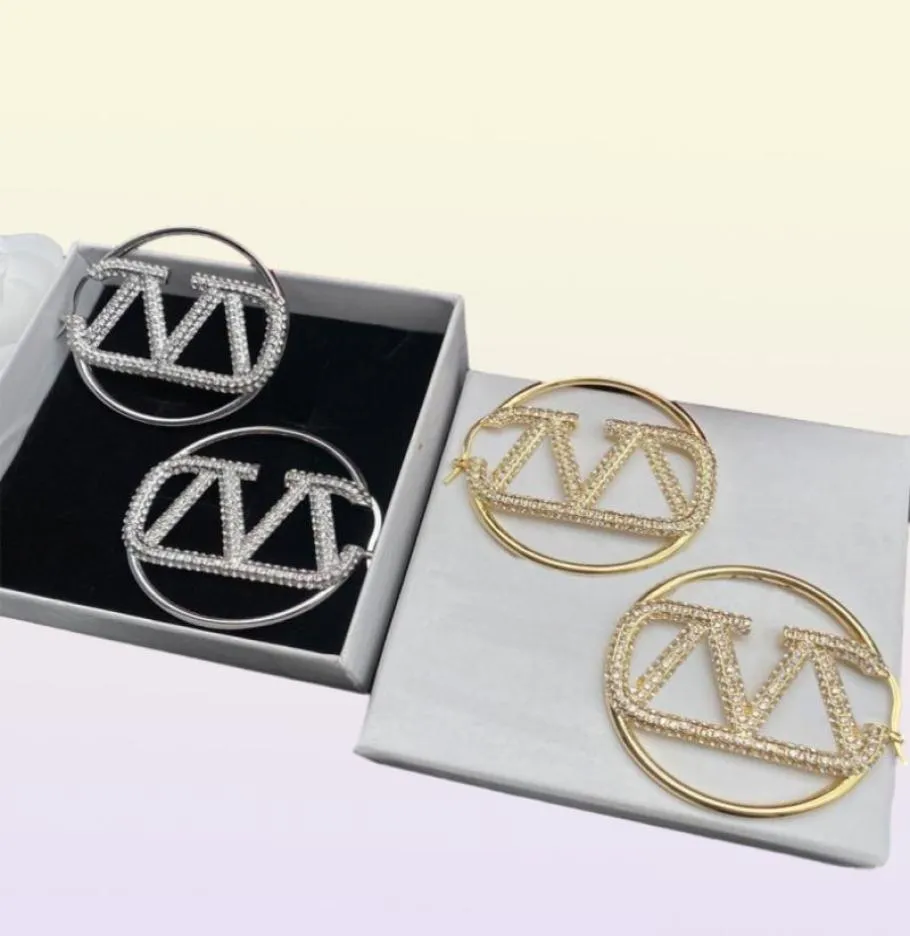 Fashion Womens Oree Orees Charm Designer Simple Oreing Stone Wedding Gift Big Letters Pendant For Man 5 Styles Gold Silver No Box6083639166