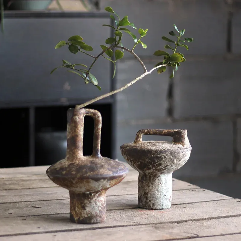 Vase en céramique Arrangement floral de poterie rugue