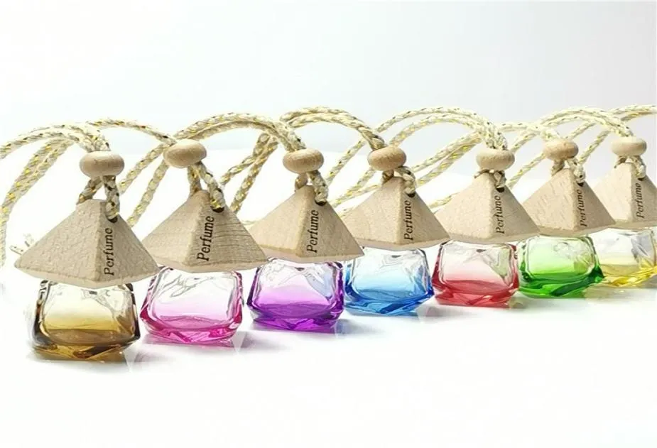 Perfume de voiture Pendentif Pendre d'huile essentielle Diffuseur 9 couleurs Vêtements de sac Ornements Fraiseurs d'air Bouteilles en verre vides4912273