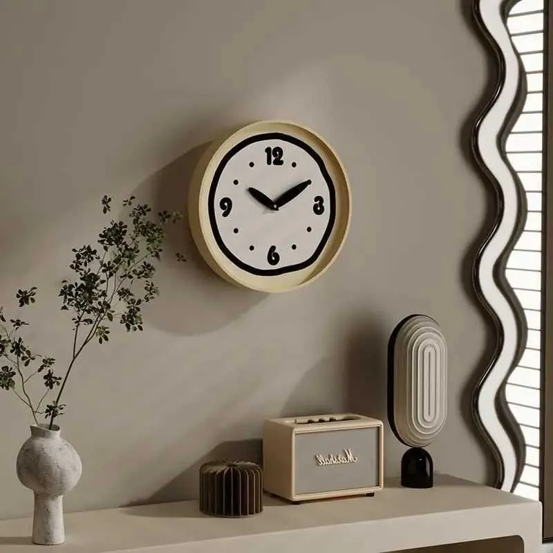 Wall Clocks Cream INS Clock Home Decoration Nordic Silent Fashion Simple Personality Comparison Colorful Korean Accessories Q240509