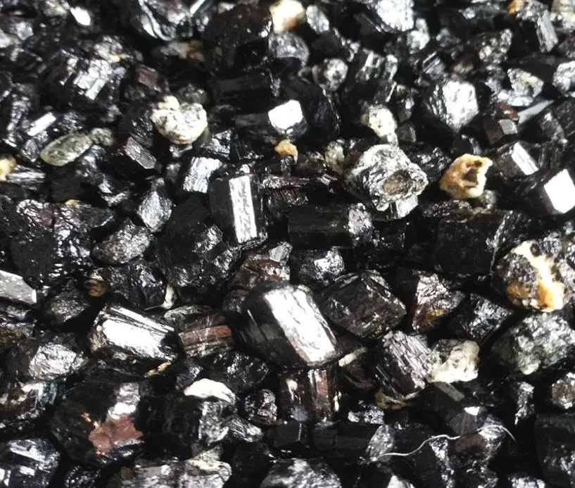 Hela 100 g naturlig svart turmalin grov mineralkvarts kristall grus tumlade sten reiki helande för degaussing2554796