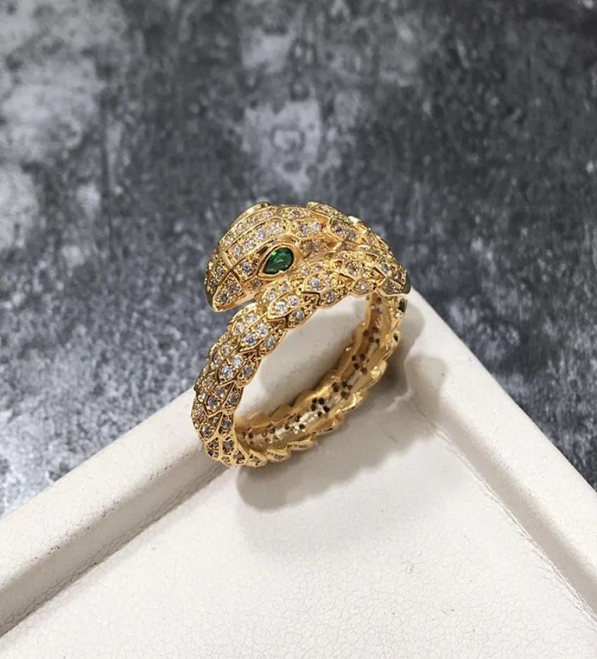 2018 Fashion Snake Anneaux Lady Ring design de mode Long Finger Bijoux Ring de haute qualité en forme de serpent pour femmes Party4060275