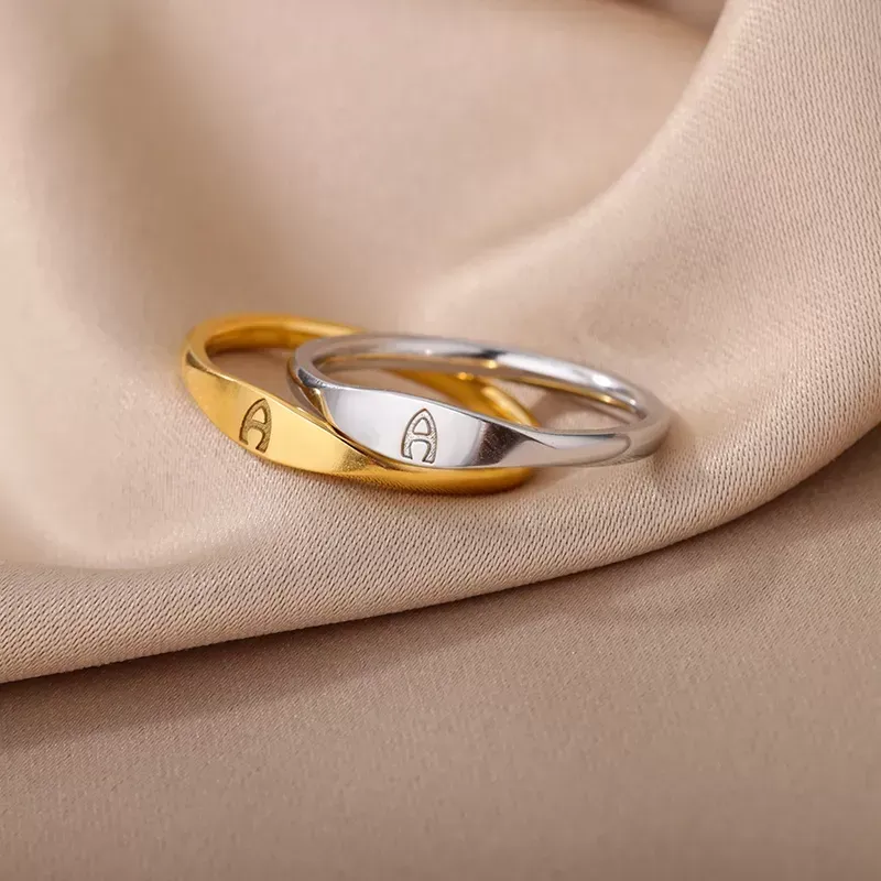 Gold Tiny iniziale Letter Rings for Women Fi A-Z Letter Finger Stainl Anello in acciaio Estetico Gioielli di matrimonio Gift Bijoux Femme I2Q0#
