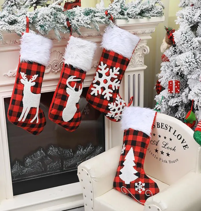 Christmas Primp à imprimé chaussettes de stockage rouge Black Plaid Candy Sacs-cadeaux Tree de Noël Ornement du Nouvel An Decor de Noël VT179468938