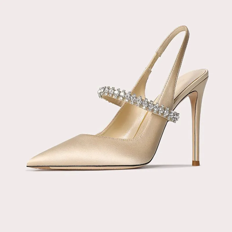 Gratis verzending 2024 Nieuwe damesleer satijnen sandalen 10 cm 6 cm hoge hiel puntige teen plundering diamantschoenen feestje