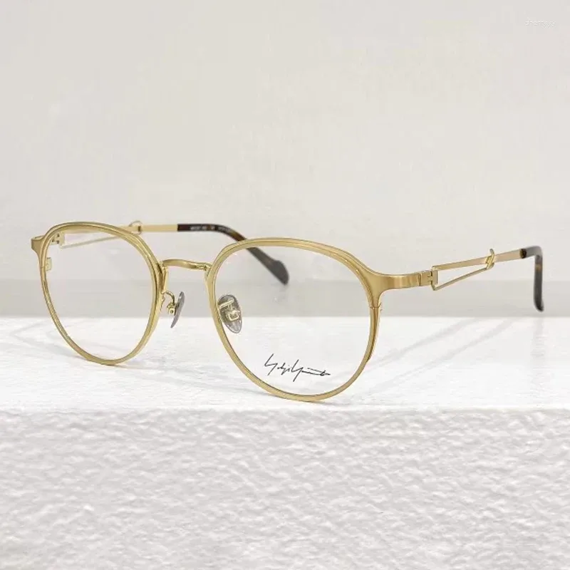 Lunettes de soleil Frames Original Classic Vintage Gold Gernes Frame Round Type for Men and Women Hand Craft Super Light Titanium Myopia Eyeglass