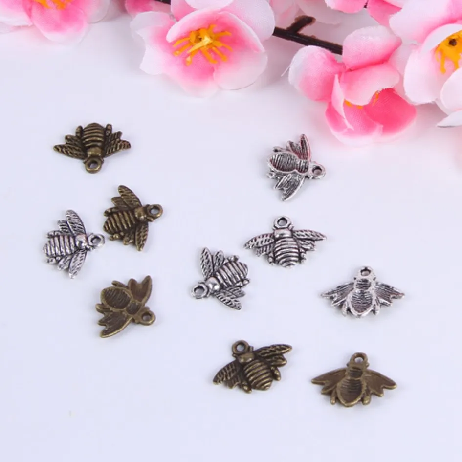 2015 Hot Sale DIY Silver Copper retro Bee Pendant Manufacture jewelry pendant fit Necklace or Bracelets charm 300pcs lot 297w 260w