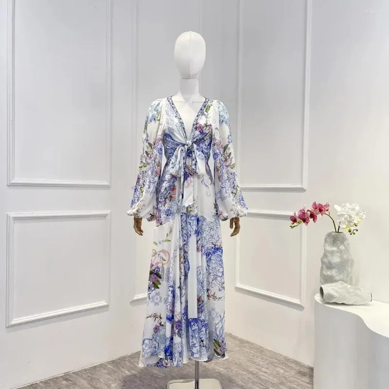 Casual Dresses Fall Light Blue Flowers Print Cut Out Knot Front Midi Dress High Quality 2024 Elegant Long Sleeve Women kläder