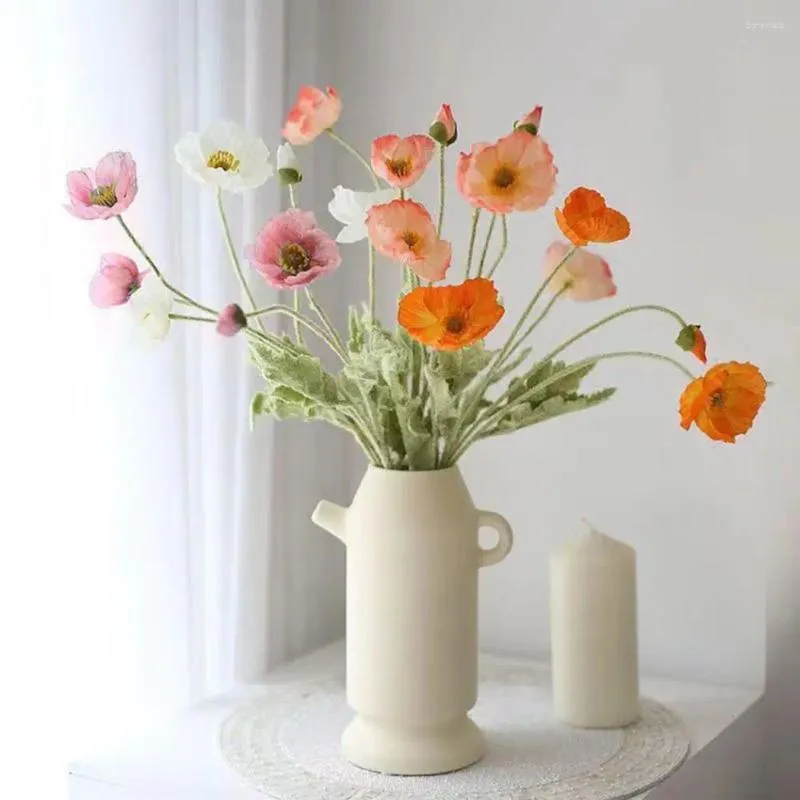 装飾的な花の花の配置装飾ホームオフィステーブルのセンターピースウェディングフェイクフローラルの現実的な人工茎
