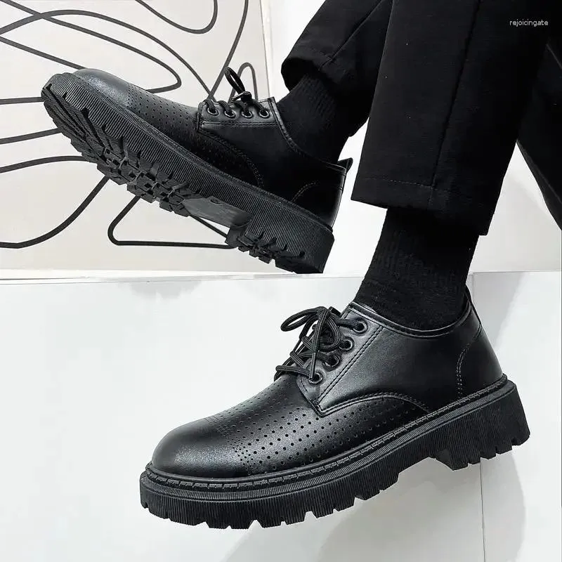 Dress Shoes Męskie odzież Luksusowy projektant Oxford Black Patent skóra Włochy