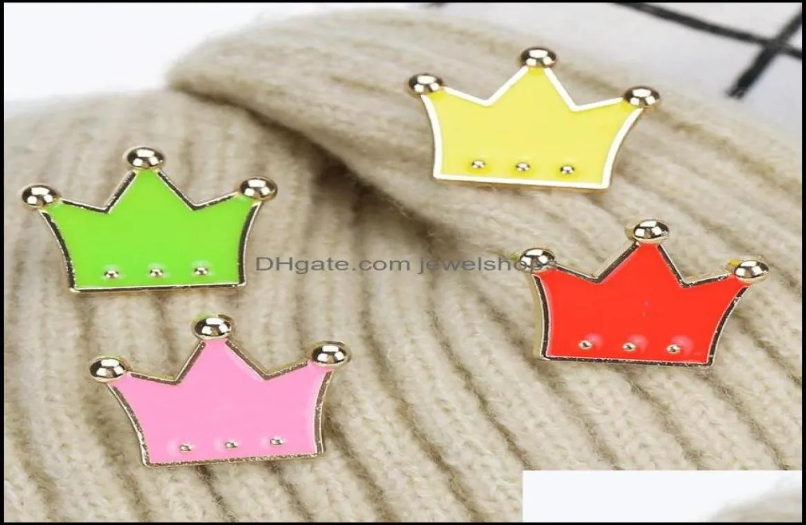 Épingles broches couleur couronne forme broche broche unisexe alliage goutte d'huile pull à revers épingles europe femme sac chapeau cowboy C