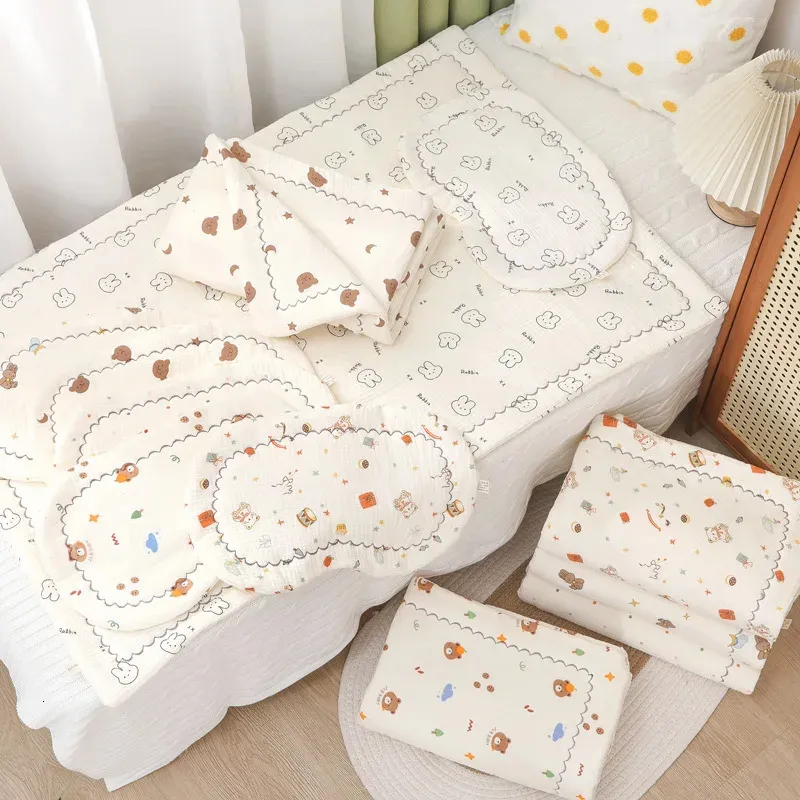 2PCSSet Baby Bed Madrasspillow Crib Madrass Born Madrass Toddler Sheets Pad Boys Girls Spädbarnsäng Set 240509