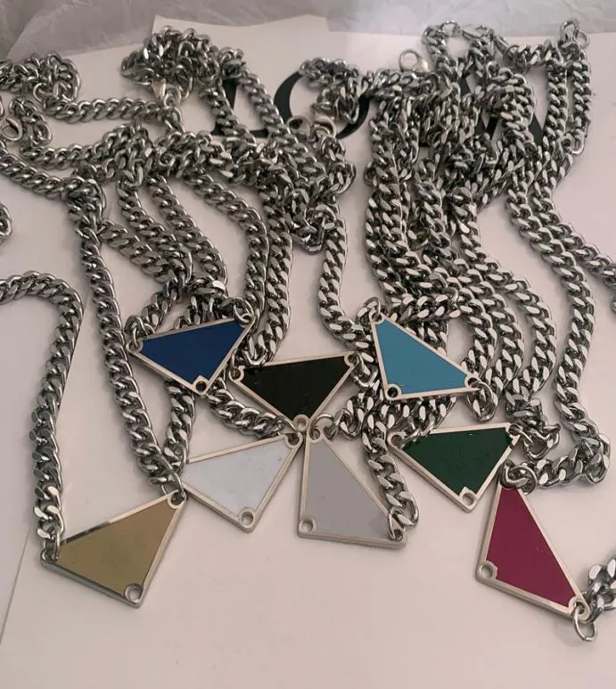 Triângulo de design de luxo Top colar P para homens e mulheres Hiphop Designer Letter Casal Cound Pingnd Chain Jewelry Supp1181774