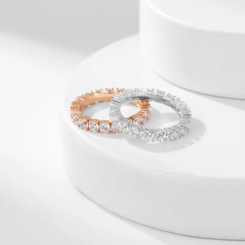 Nouvelles arrivées Brand dupe de haute qualité 925 Bague de diamants en argent sterling pour les femmes