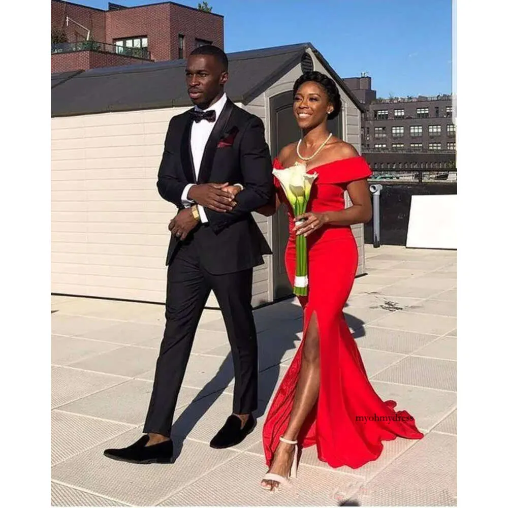 Red Africa 2019 Avondjurken Formele jurken Voorkant SPORT OF OF SCHOUDE NEK DUBAI ARABIC OCN PROM PARTY JACHT VESTIDO DE NOVIA 71 0510