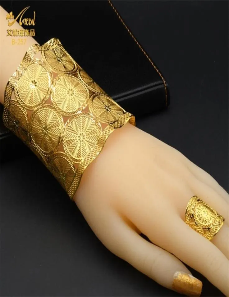Aniid Dubai 24k gouden grote armbanden voor vrouwen Marokkaanse manchetarmband Charms Sieraden Nigeriaans bruiloftsfeestje Indian Bangles 22075663579