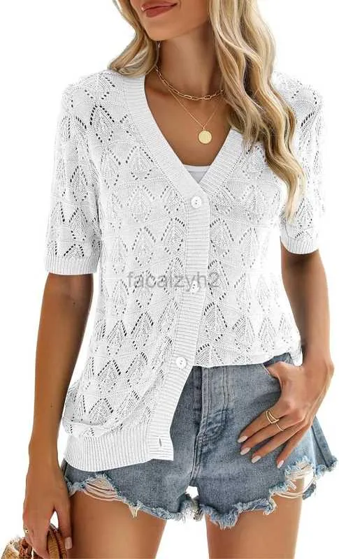 Kvinnors T-shirt Tees Kvinnor Short Sleeved 2024 Summer Crochet Short Cardigan V-ringknapp Kort Topp Sjaltröja Plus Size Tops