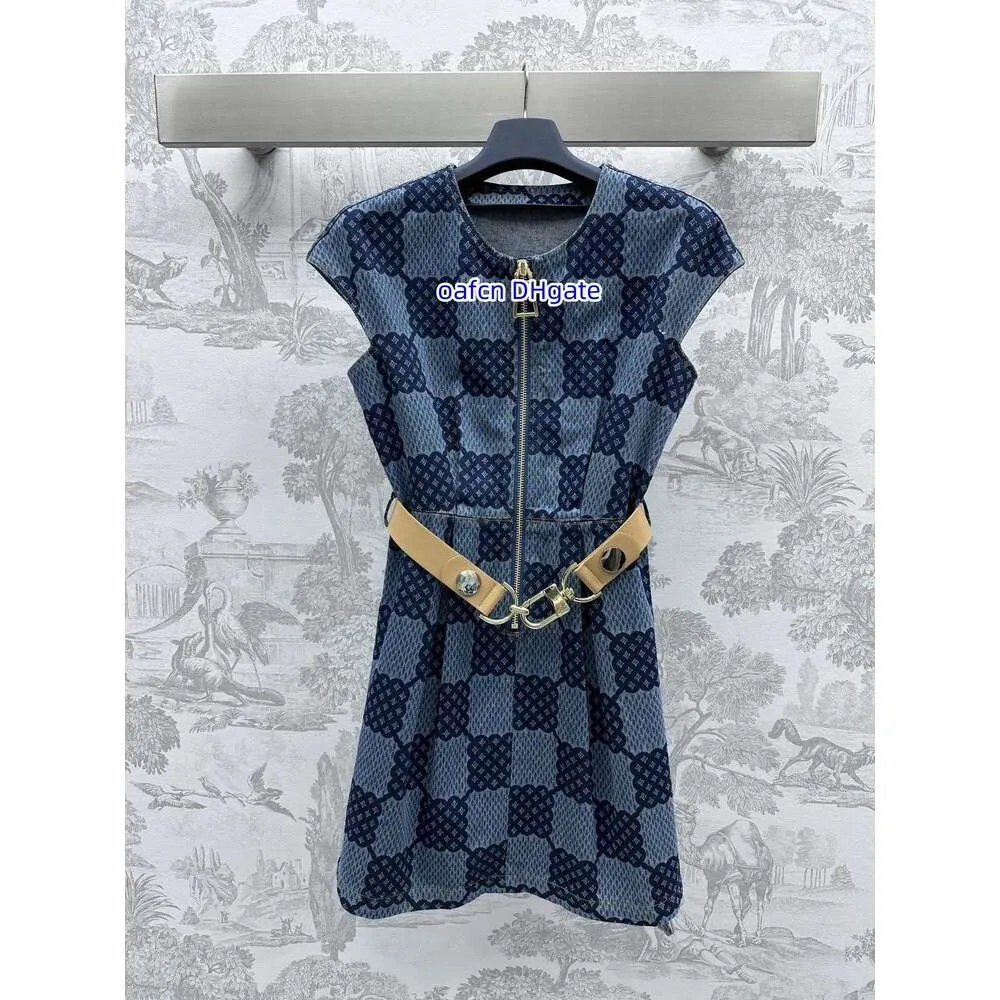 Sleeveless Checkerboard Belt Dress Womens Designer Tank Top Hoodie Dress,  Casual Summer Coat From Oafcn, $138.7 In Bulk | DHgate.Com