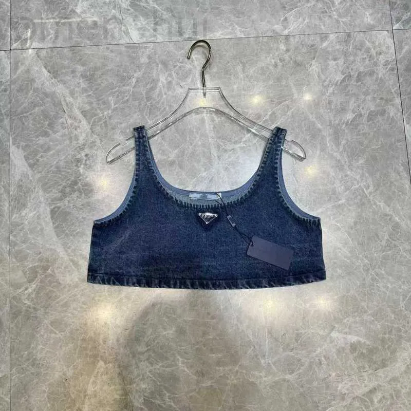 Camisoles & Tanks designer Niche Design 2024 Early Spring New Clothes Washed and Worn Out Casual Denim Short Top with Hanging Strap Small Tank for Women IDGS