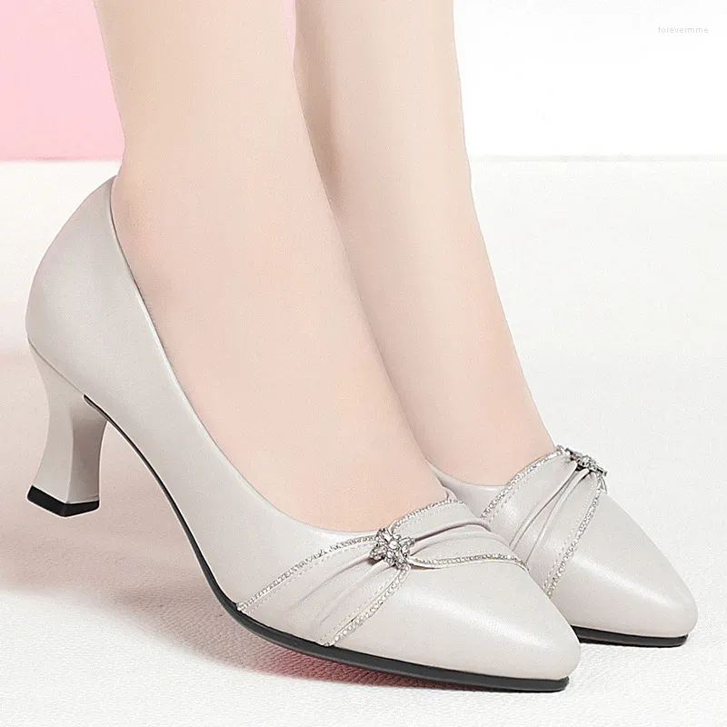 Dress Shoes 2024 Spring Autumn Fashion Shallow Mouth Pointed Rhinestone Work High Heels Female Comfortable Soft Leather Single