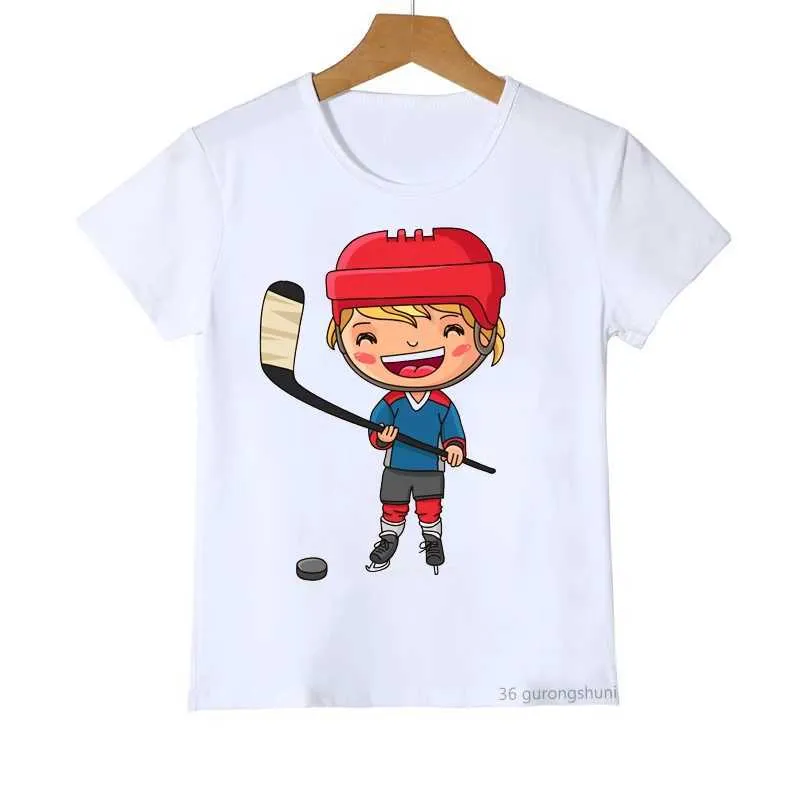 Tシャツの子供服の男の子/女の子の夏のTシャツ面白い漫画ホッケープリントキッズTシャツ子供服カジュアルコットンホワイトキッズトップT240509
