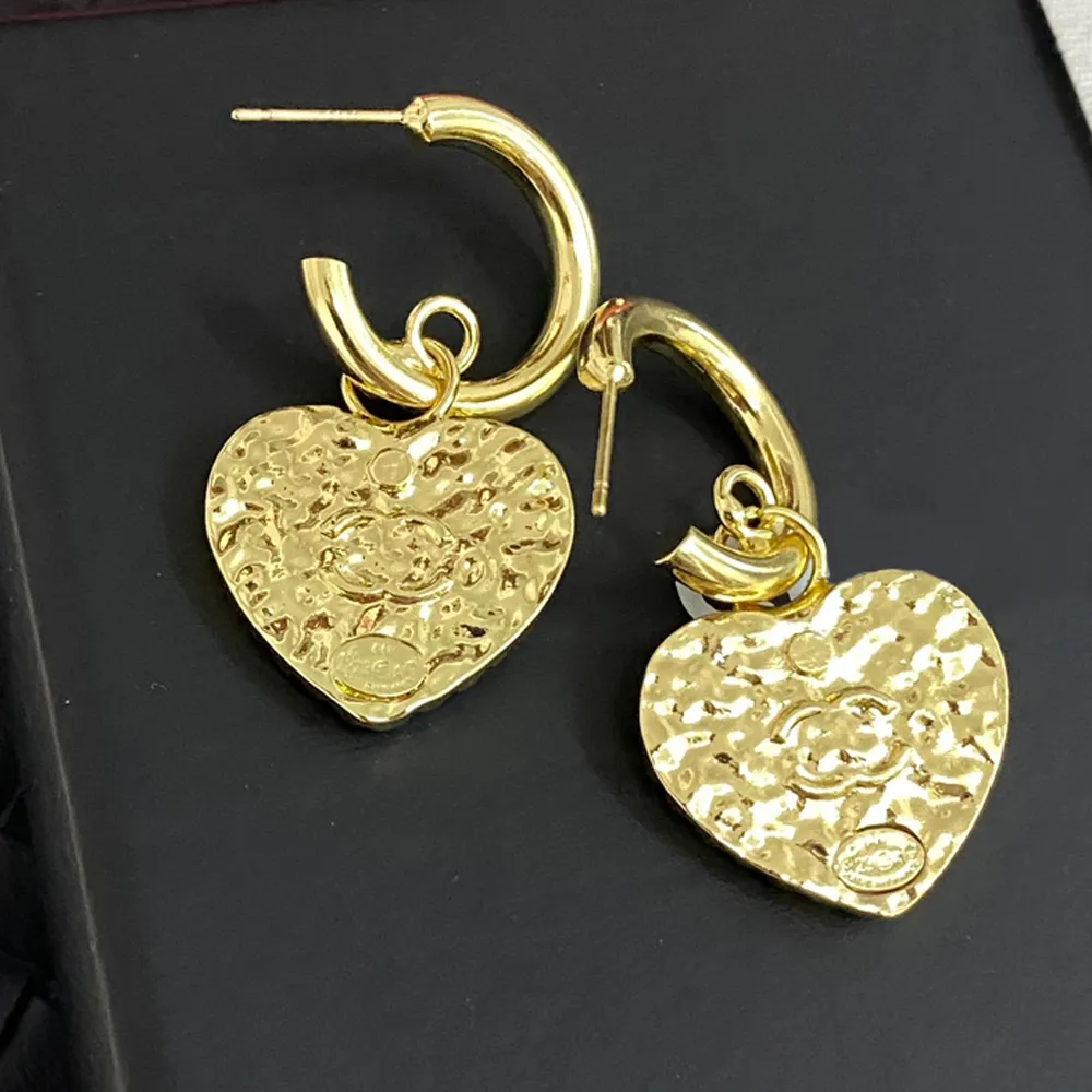 HOT Popular Designer Earrings Pearl Diamond Stud Brand Letter Earring Women Wedding Jewelry Birthday Gifts High-end Copper Stud Wholesale