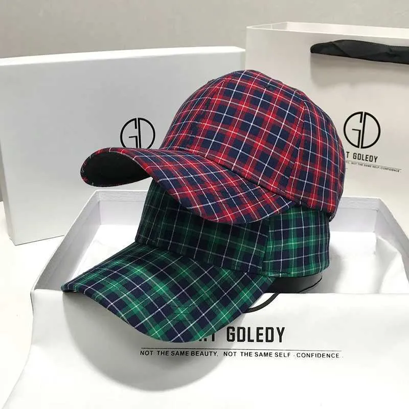 Ball Caps Mens Red Plaid Cap Classic 6 Panneau Caps Basball Caps Ajustement papa Fashion Visor de sortie extérieure verte jaune Visor Y240507 Visor Y240507