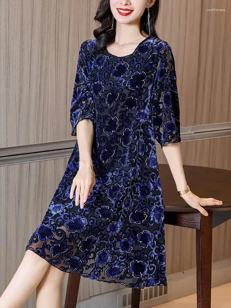 Платья для вечеринок шелк, стекающие цветочные высококачественные миди -платья Женщины Жаккард Элегантная ночь 2024 Корейский бодин Казаул Вестидос J207