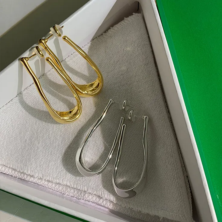 Kadınlar İçin Küpe Tasarımcısı 925 STRING Gümüş Hoop Moda Sapı Geometrik Metalik Düzensiz Küpe Partisi Takı